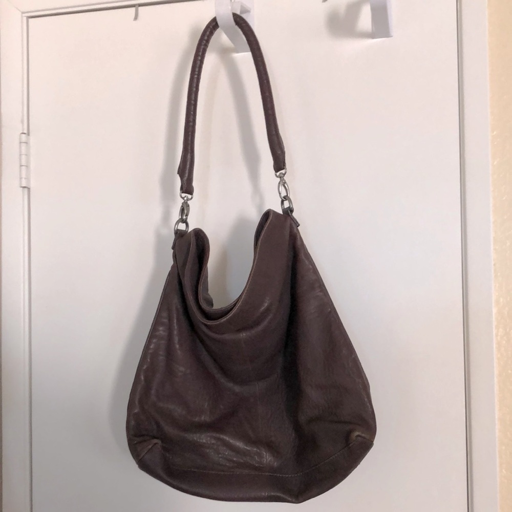 JJill Hobo bag 21” rounded strap Excellent Conditn